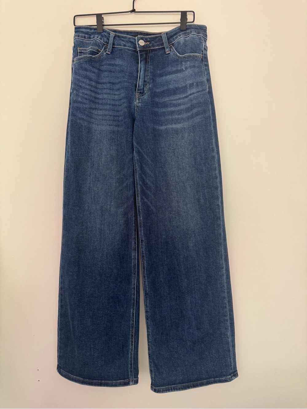 THE viral Wide Leg Jeans in Dark Blue - size 31